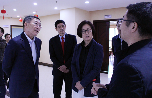 江西省委常委、贛州市委書記吳忠瓊蒞臨我司調研指導工作